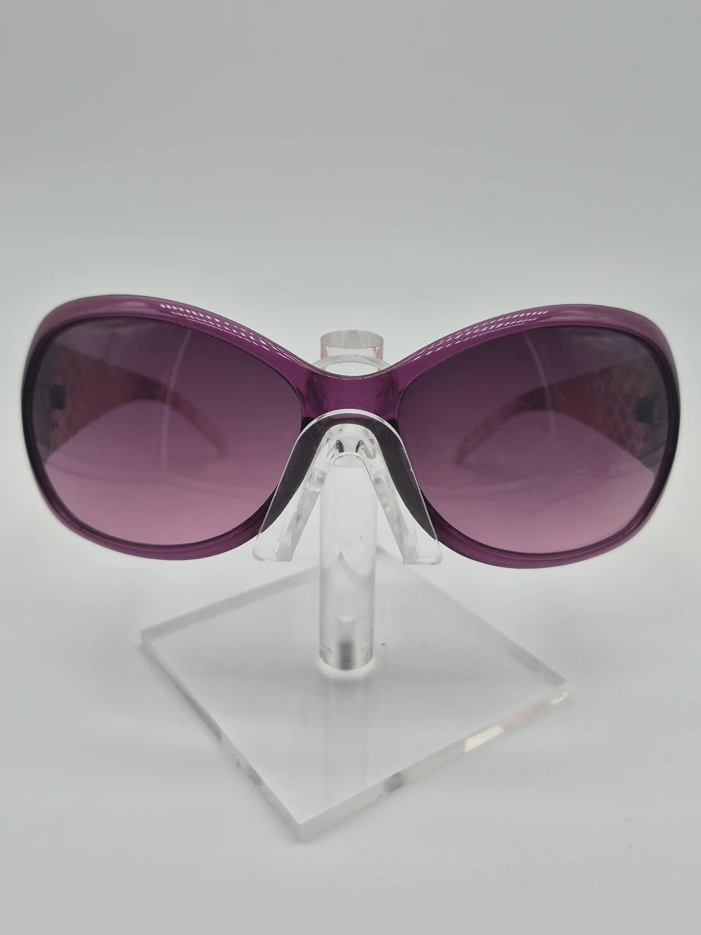 Foster Grant statement purple